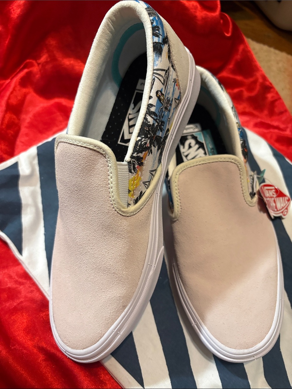 Vans Light Pink suede Slip-On pink Hawaiian print NEW back to school